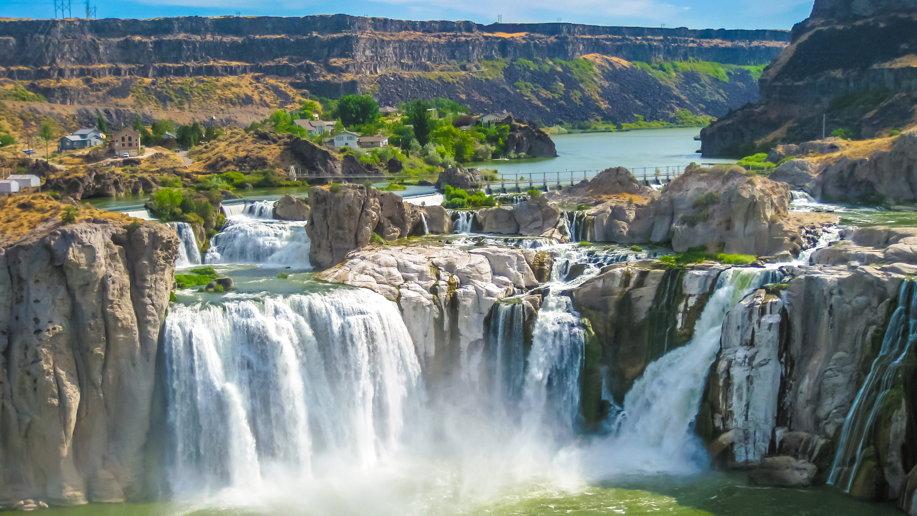 Shoshone Falls - Fly & Drive Wild Wild West | US Travel